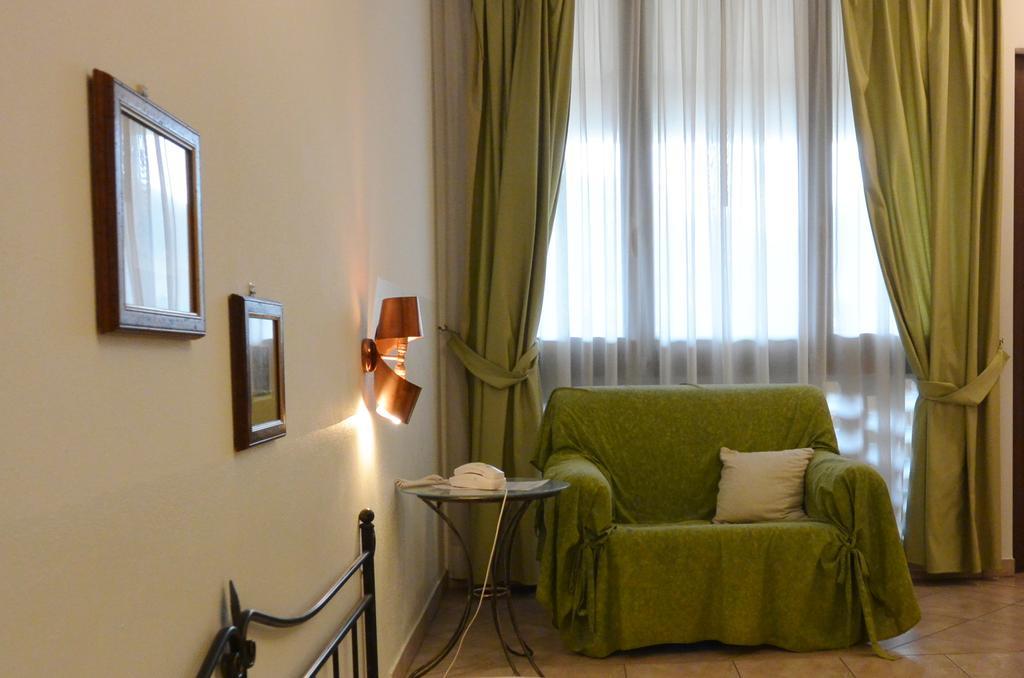 Hotel Ristorante Italia Чертоза-ді-Павія Екстер'єр фото